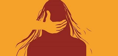 பாலியல் புகார் கூறிய மாணவியை விமர்சித்த பள்ளி முதல்வர்