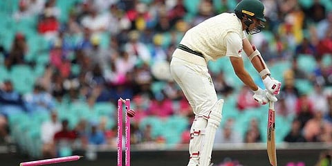 31 வருடத்துக்குப் பின் பாலோ- ஆன் பெற்ற ஆஸி. அணி!