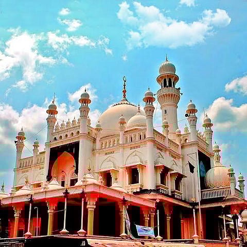 'தமிழ் சொந்தங்களே புனித வாவர் மசூதியை சர்ச்சை ஆக்காதீர்கள்' ராகுல் ஈஸ்வர்