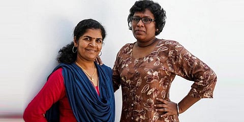 சபரிமலை கோவிலுக்குள் நுழைந்த பெண்களால் வீட்டுக்கு திரும்ப முடியவில்லை !