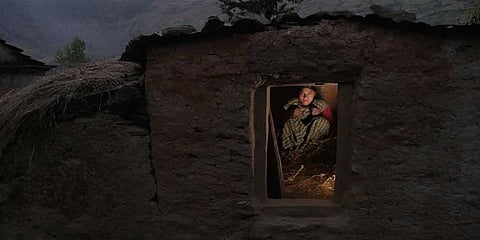 ‘தீட்டு என ஒதுக்கிவைக்கப்பட்ட பெண்’ - இரண்டு மகன்களுடன் இறந்த சோகம்