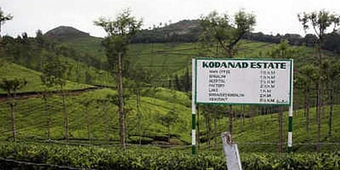 கோடநாடு வீடியோ விவகாரம் : மேத்யூஸை கைது செய்ய டெல்லி விரைந்த தனிப்படை