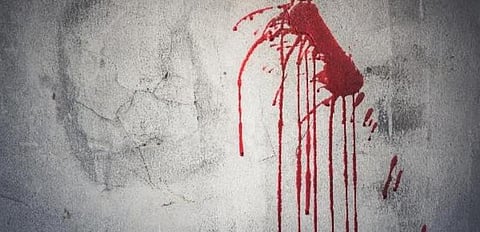 பெற்ற பிள்ளையை சுவரில் அடித்து கொன்ற கொடூர தாய்