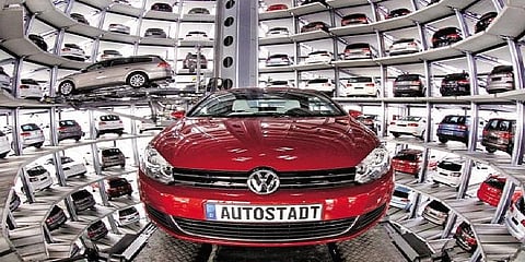 நாளை மாலைக்குள் ரூ.100 கோடி செலுத்த வேண்டும் - கார் நிறுவனத்துக்கு அபராதம்!