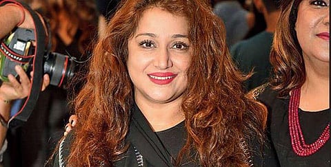 டெல்லியில் தமிழ் நடிகையை தாக்கி கொள்ளை: பட்டப்பகலில் தக் தக் கும்பல் கைவரிசை!