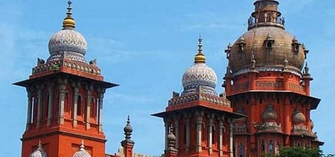 10% இடஒதுக்கீட்டை எதிர்த்து வழக்கு... மத்திய அரசு பதிலளிக்க உத்தரவு