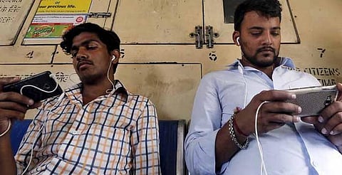 அதிகாலையில் 4ஜி செம்ம ஸ்பீடு ! ஆய்வில் தகவல்