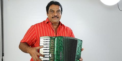 உழவர் பாடலுக்கு உலகம் முழுவதும் ஷூட்டிங்: தாஜ்நூர்