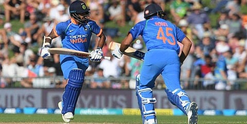 2வது ஒரு நாள் போட்டி: நியூசி. அணிக்கு 325 ரன் இலக்கு!