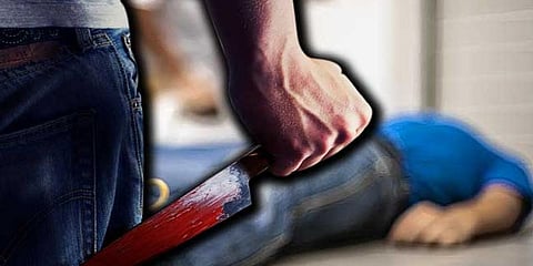 கார் ஓட்டுனருக்கு கத்திக்குத்து - சிசிடிவி வைத்து பிடித்த போலீசார்