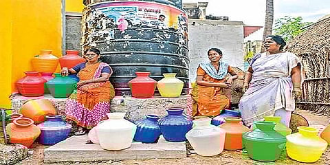 வேகமாக வற்றும் நீர் நிலைகள்! மிகப்பெரிய தண்ணீர் பஞ்சத்தில் சிக்க இருக்கும் சென்னை!