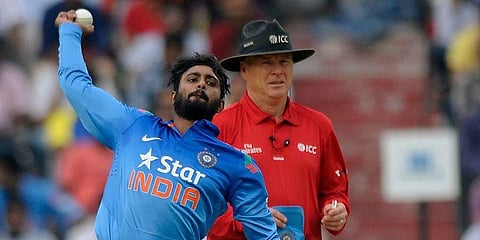 அம்பத்தி ராயுடு பந்துவீச ஐசிசி தடை!