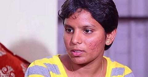 இறையாண்மைக்கு எதிராக பேசியதாக உடுமலை கவுசல்யா சஸ்பெண்ட்