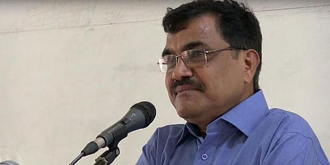 சமூக செயற்பாட்டாளர் ஆனந்த் தெல்டும்டே திடீர் கைது!