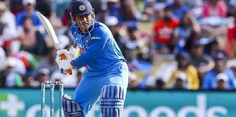 “தோனியின் விக்கெட்டை எடுக்காதவரை, வெற்றி உறுதியில்லை”- நியூஸி. பந்துவீச்சாளர்