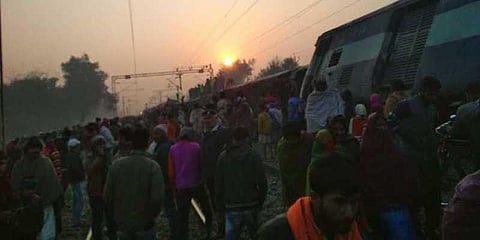 பீகாரில் எக்ஸ்பிரஸ் ரயில் தடம்புரண்டு 6 பேர் உயிரிழப்பு!