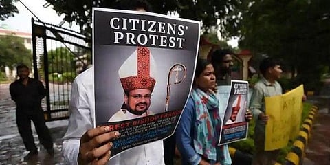 “கன்னியாஸ்திரிகளுக்கு பாதுகாப்பு கொடுங்கள்” - கேரள முதல்வருக்கு மகளிர் ஆணையம் கடிதம்