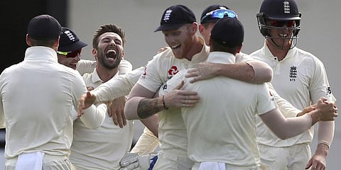 3-வது டெஸ்ட்: மார்க் வுட் வேகத்தில் சரிந்தது வெஸ்ட் இண்டீஸ்!