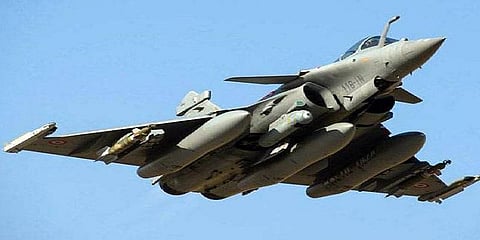 ரஃபேல் ஒப்பந்தம்: சிஏஜி அறிக்கை நாடாளுமன்றத்தில் இன்று தாக்கல்?