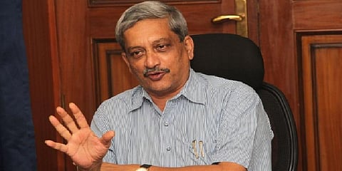 மனோகர் பாரிக்கர் மகனுக்கு பாம்பே உயர்நீதிமன்றம் நோட்டீஸ்