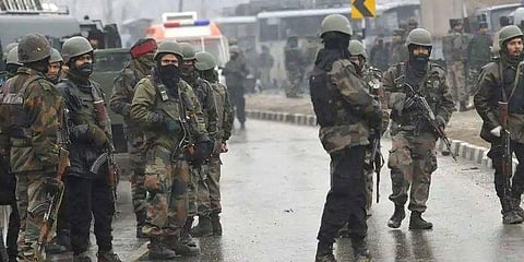 தெற்கு காஷ்மீரில் இணைய சேவை துண்டிப்பு : பதிலடிக்கு தயாராகும் இந்திய ராணுவம்