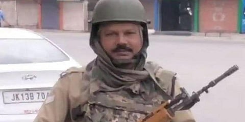 “தந்தையை நினைத்து பெருமை கொள்கிறேன்” - வீரமரணமடைந்தவரின் மகள்