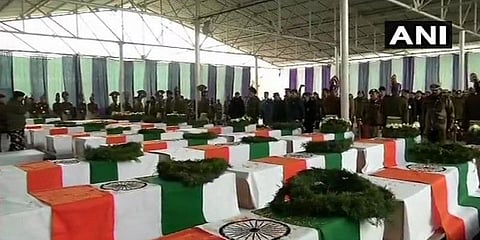 புல்வாமா தாக்குதல் சம்பவம் - 4 பேரிடம் என்.ஐ.ஏ அதிகாரிகள் விசாரணை