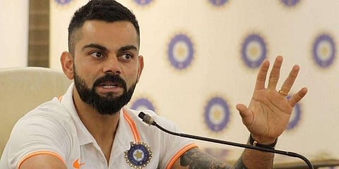 விருது விழாவை தள்ளி வைத்த கோலி - உயிரிழந்த வீரர்களுக்கு இரங்கல்