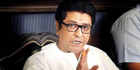 ராஜ் தாக்கரே கட்சி எச்சரிக்கை: பாக். பாடகர்கள் பாடிய பாடலை நீக்கியது டி- சீரிஸ்!