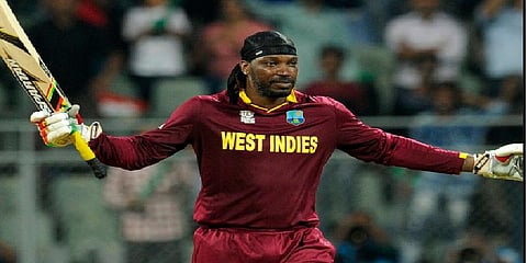 கிறிஸ் கெய்ல் எனும் புயல் !