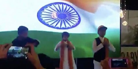 பாகிஸ்தானில் இந்திய பாடலுக்கு நடனமாடிய பள்ளி அங்கீகாரம் ரத்து