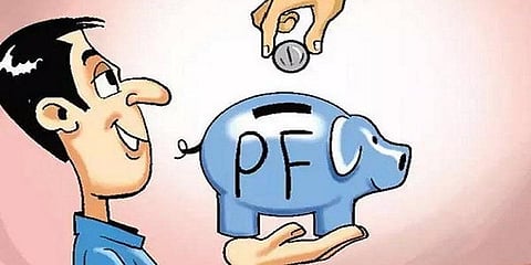 தொழிலாளர்களின் பிஎஃப் சேமிப்பு பணத்திற்கான வட்டி 0.1% உயர்வு