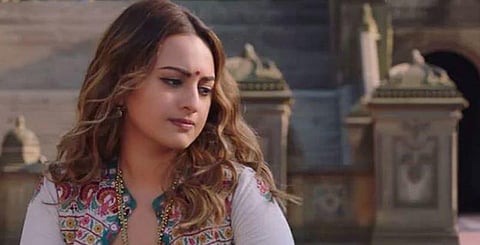 நடிகை சோனாக்ஷி மீது பண மோசடி வழக்கு!