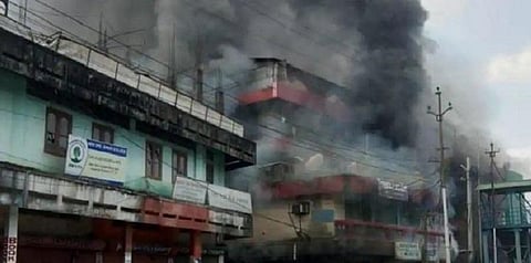 அருணாச்சலில் வன்முறை - துணை முதலமைச்சரின் வீட்டின் மீது தாக்குதல்