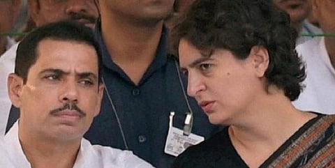 அரசியலுக்கு வருகிறாரா ராபர்ட வதேரா? முகநூலில் சூசக பதிவு