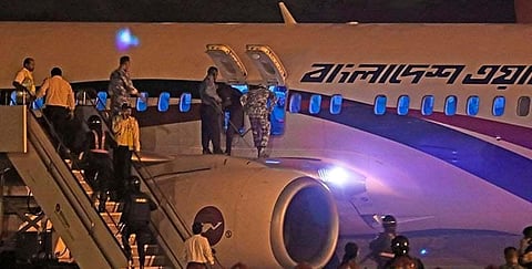 விமானத்தை கடத்த முயற்சி: ஒருவர் சுட்டுக் கொலை