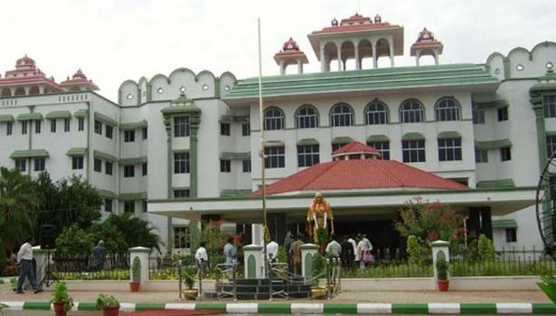 “டாஸ்மாக் கடைகள் எப்போது முழுவதுமாக மூடப்படும்?” - நீதிமன்றம் கேள்வி