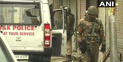 காஷ்மீர் பிரிவினைவாத தலைவர் யாசின் மாலிக் வீட்டில் அதிரடி சோதனை!