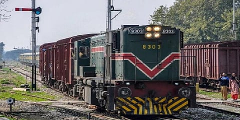 மீண்டும் நாளை தொடங்குகிறது இந்தியா-பாகிஸ்தான் ரயில் சேவை
