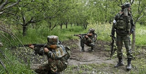 காஷ்மீர் துப்பாக்கிச் சண்டையில் வீரமரணமடைந்த சிஆர்பிஎப் வீரர்