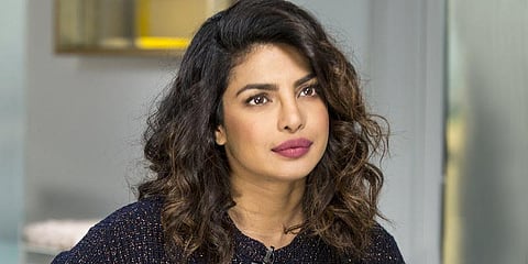 நடிகை பிரியங்காவுக்கு எதிராக பாகிஸ்தான் மனு