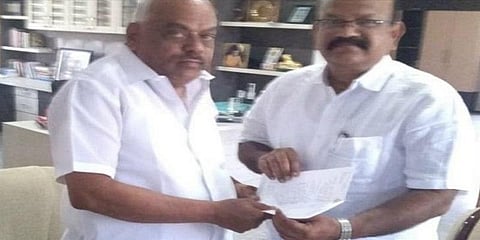 ராஜினாமா செய்த காங்கிரஸ் எம்.எல்.ஏ - பாஜகவில் இணைவதாக தகவல்