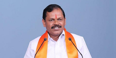 “சோனியா காந்தி குடும்பத்தை எதிர்த்து கருப்பு கொடி” - அர்ஜூன் சம்பத்