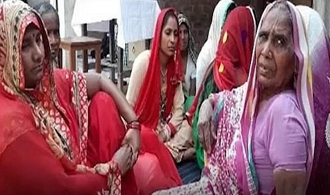 பயங்கரவாதிகளின் சடலங்களை கண்முன்னே காட்டுங்கள் உயிரிழந்த சிஆர்பிஎப் வீரரின் தாய்