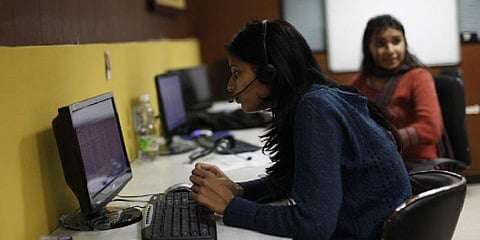 10 ஆண்டுகளில் கணிசமாக குறைந்த 'பணிபுரியும் பெண்களின் விகிதம்'