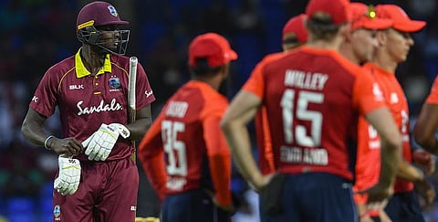 45 ரன்னில் சுருண்டு வெஸ்ட் இண்டீஸ் அதிர்ச்சி!