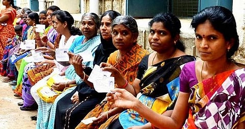 மூன்று சட்டப்பேரவை தொகுதிகளுக்கு ஏன் இடைத்தேர்தல் இல்லை ? என்னென்ன வழக்குகள் ?