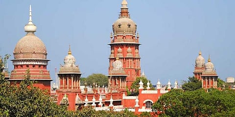 பொள்ளாச்சி பாலியல் கொடூரம் - விவரங்களை தாக்கல் செய்ய நீதிமன்றம் உத்தரவு