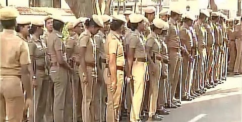 தேர்தலை சுமூகமாக நடத்த கூடுதல் காவலர்கள் தேவை: மதுரை ஆட்சியர் கடிதம்