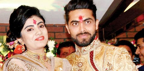 குஜராத்தில் போட்டியிட சீட் கேட்கிறார் கிரிக்கெட் வீரர் ஜடேஜா மனைவி!